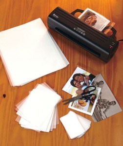 With the ability to handle documents up to 9-1/2" wide, this Laminator will prove to be a valuable resource for the home or office. 