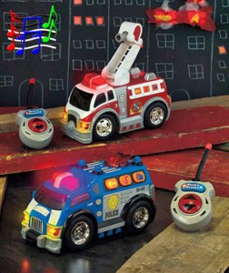 Fun lights, sounds, and moving parts on this Rush & Rescue Remote Control Vehicle will help your little one save the day.