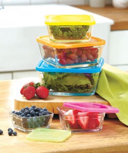 The 10-Pc. Glass Bowl Set makes it easy to identify which foods you've stored.