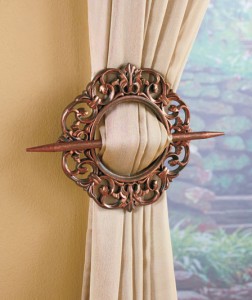 A Set of 2 Window Tie-Backs creates a different look for your existing curtains. 