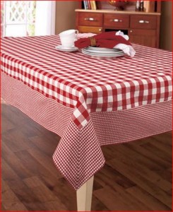 country-check-tablecloth