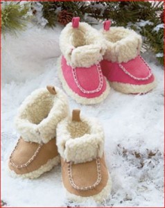shearling-infant-booties