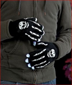 skull-gloves
