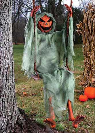swinging-dead-creatures-pumpkin-decorations