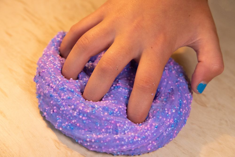Kids Summer Crafts - DIY Unicorn Sprinkle Slime Craft