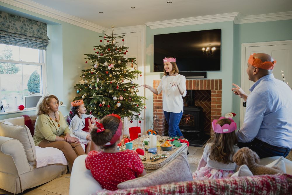 Family Christmas Party Ideas - Christmas Games