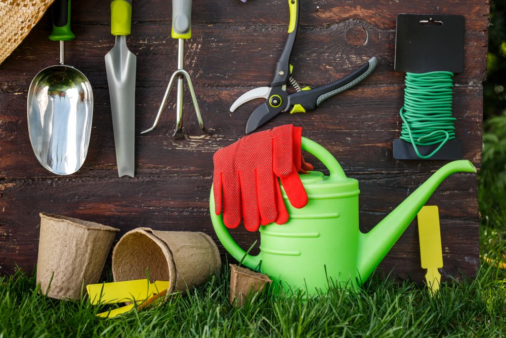 Outdoor Maintenance Tips For Spring Garden - clean and prep your garden tools