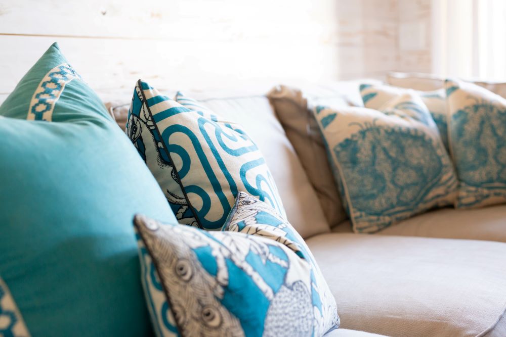 coastal living room ideas - coastal style throw pillows