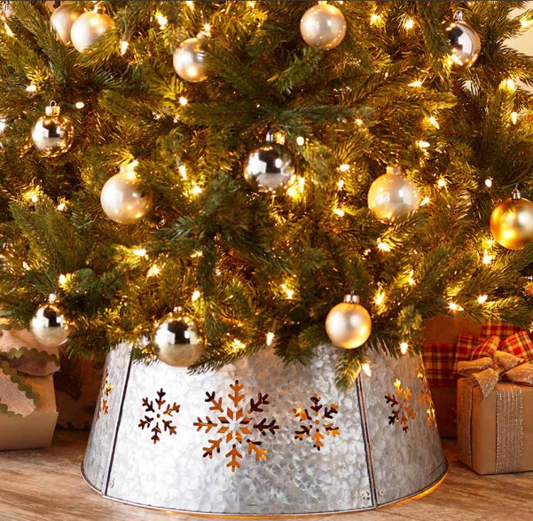 Lighted Metal Christmas Tree Collars