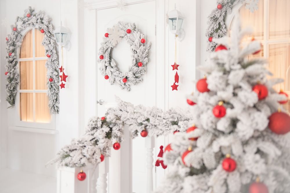 White Christmas Decorating Ideas - snowy Christmas porch decor